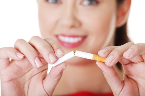 Palenie papierosów bardziej szkodzi kobietom
