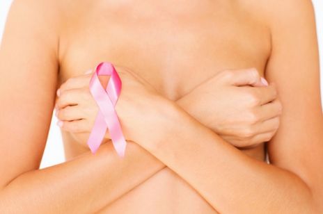 11 objawów raka piersi, których możesz nie zauważyć