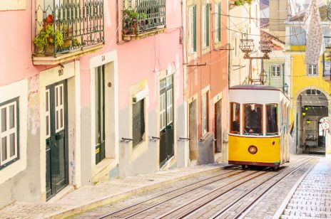 KOBIETA W PODRÓŻY: Lizbona