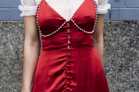 Czerwone sukienki na święta i Sylwestra 2019: nasze typy!