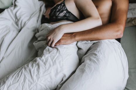 Co orgazm ma wspólnego z kwasem hialuronowym? Poznaj zabieg G-Shot