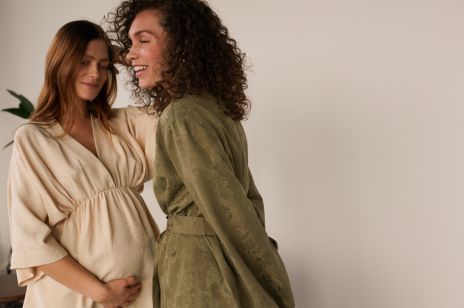 Moda dla kobiet w ciąży i eko moda - jak połączyć te trendy?