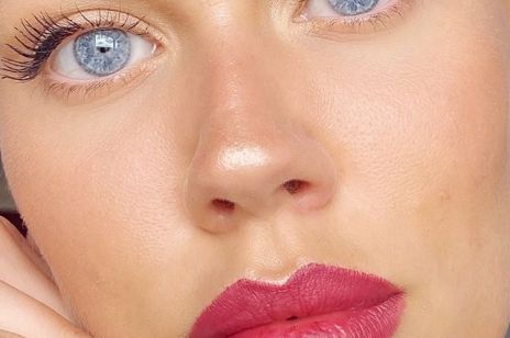 Makijaż dla niebieskich oczu — podkreśl kolor swojej tęczówki w 5 minut!