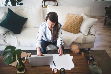 Praca dodatkowa w domu: jak zarobić dodatkowe pieniądze po pracy?
