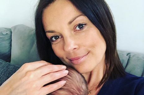 Katarzyna Glinka zachwyca figurą miesiąc po porodzie: "Macierzyństwo pani służy, figura marzenie"
