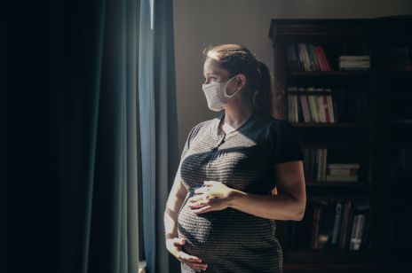 Naukowcy ostrzegają: Covid-19 będzie miał dewastujący wpływ na kobiety w ciąży