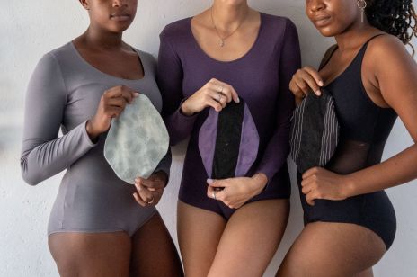 Marka NAGO wspiera ubóstwo menstruacyjne i przekazuje materiały do uszycia wielorazowych podpasek