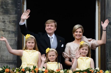 W tej rodzinie królewskiej zazwyczaj rządzą kobiety. Co dzisiaj słychać u holenderskich royalsów?