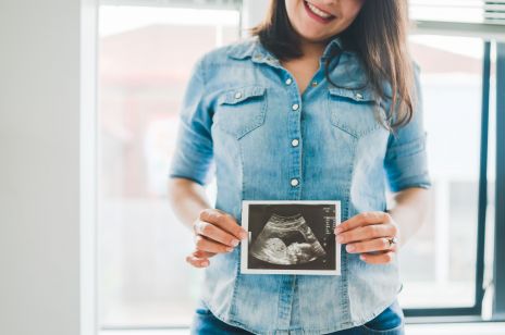 Ciąża biochemiczna zwykle przechodzi niezauważona, a dotyka wielu kobiet. Czy wiesz co to jest i jak się objawia?