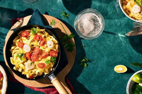 Lekkie danie z makaronem: 5 pomysłów na pyszny i zdrowy obiad. Te przepisy są tak proste, że będziecie przygotowywać je regularnie!