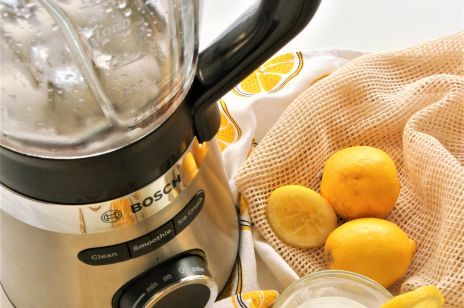 Z blenderem Bosch VitaPower Serie 4 przekonasz się, jak smakuje lato! Przyrządziłyśmy w nim sycylijską granitę, pyszne smoothie bowl i koktajle [TEST REDAKCJI]