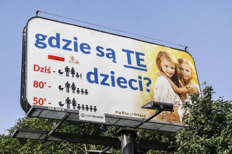 Zapytali na billboardach: "Gdzie są TE dzieci?". Nie spodziewali się takiej odpowiedzi. O co chodzi w kampanii?