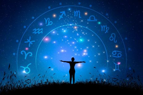 Kosmogram (horoskop urodzeniowy) zdradza twój charakter i osobowość. Jak go odczytać i zinterpretować?