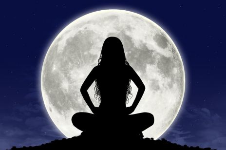 Rytuały na pełnię księżyca: ożywisz gasnącą miłość, przyciągniesz pieniądze i oczyścisz ciało ze złej energii