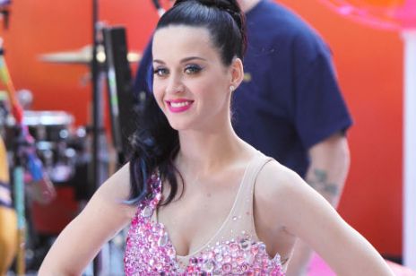 ALLONS_951210_Katy_Perry_04