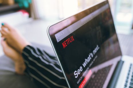 Netflix wprowadza reklamy i nowy cennik