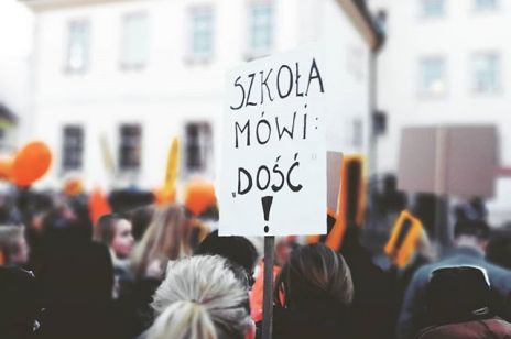 Sejm uchwalił nowelizację Karty nauczyciela: o ile wzrosną zarobki nauczycieli?