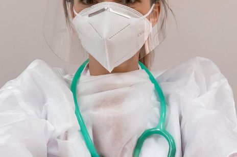 Koronawirus: „Chorych jest coraz więcej, a personelu medycznego coraz mniej” – wpis tej lekarki daje do myślenia