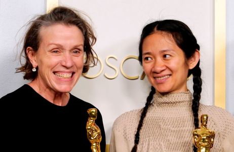 Oscary 2021: Frances McDormand z Oscarem za rolę w "Nomadland" Chloé Zhao. "Piękno to także niezależność".