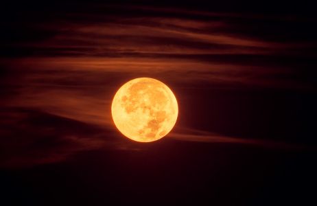 Pełnia księżyca wrzesień: kiedy jest pełnia księżyca we wrześniu? [DATA]