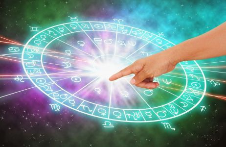 Tygodniowy horoskop finansowy 24-30.07.2023 dla wszystkich znaków zodiaku