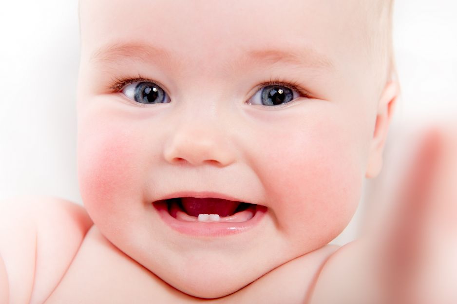 Pierwsze zęby u niemowlaka