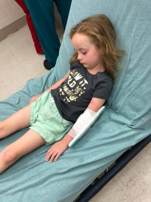 Dziewczynka po ugryzieniu kleszcza dostała paraliżu