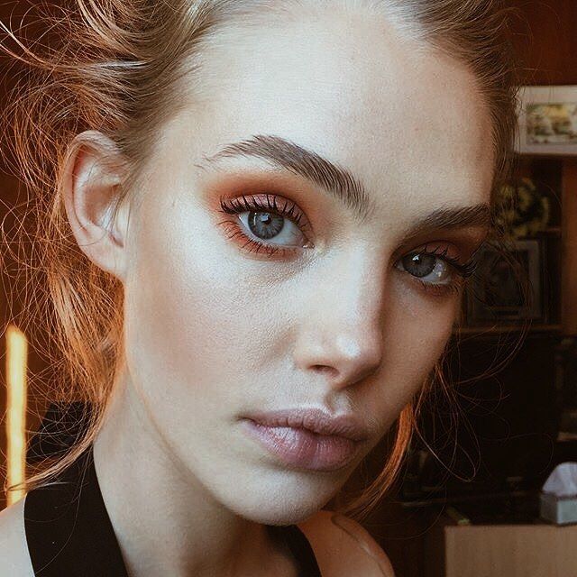 Pumpkin spice eyeshadow