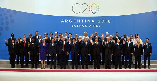 Zdjęcie ze szczytu G20: jeden szczegół pokazuje prawdę o kobietach