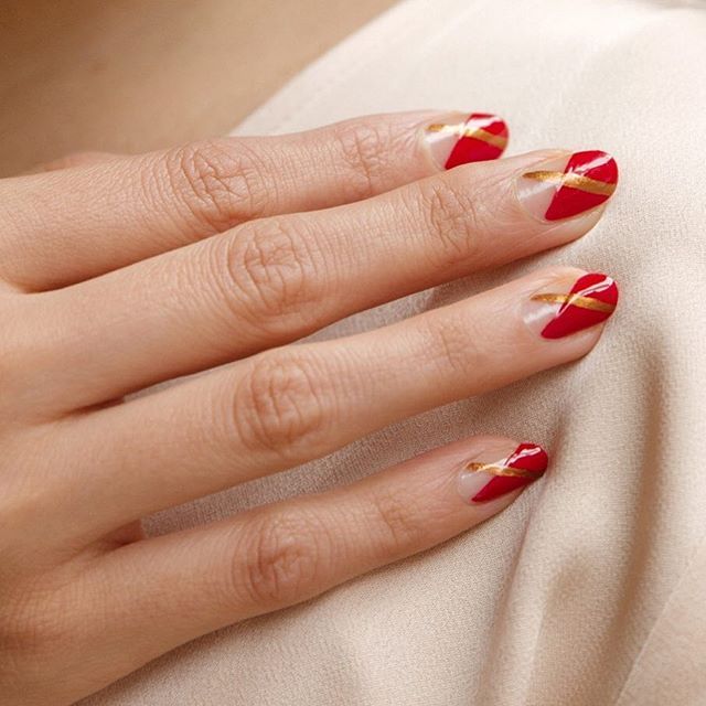 Modne paznokcie na jesień: czerwony manicure