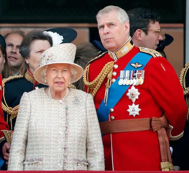 Królowa Elżbieta odwołała urodziny Księcia Andrzeja oskarżonego o gwałt