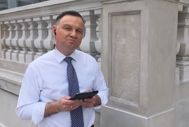 Andrzej Duda podjął challenge i rapuje dla lekarzy