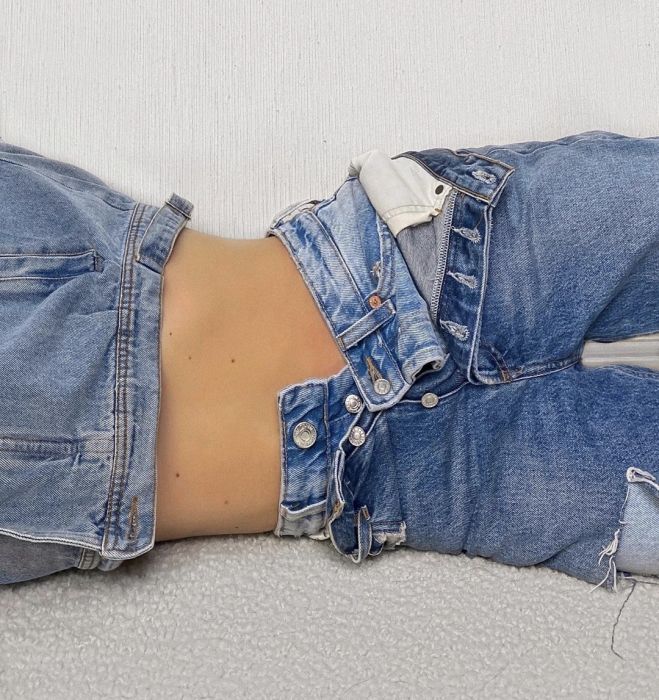 Jak dobrać jeansy bez mierzenia?