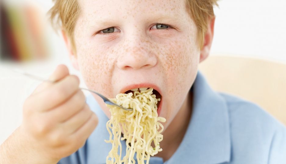 Zupki chińskie to podstawa dziecięcej diety? Unicef ostrzega!