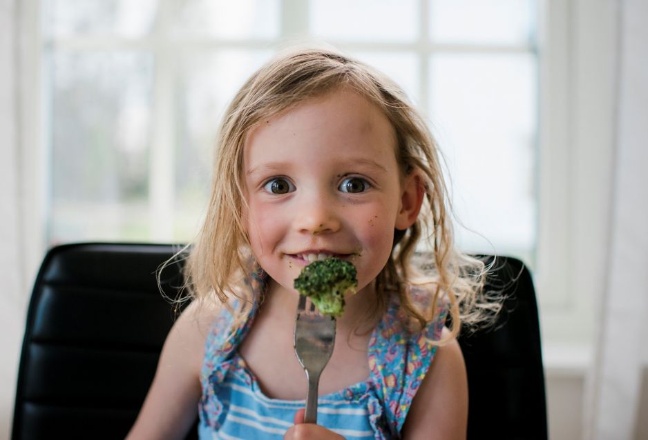 Zdziwisz się, jak można łatwo i skutecznie zachęcić dziecko do zdrowego odżywiania