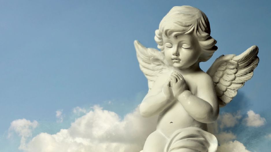 Angelologia: anielska wróżba na piątek 13. Zobacz, jak twój anioł zamierza cię ochronić przed pechem