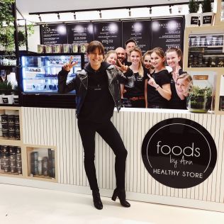 Healthy store by Ann: Anna Lewandowska otworzyła swoją pierwszą kawiarnię