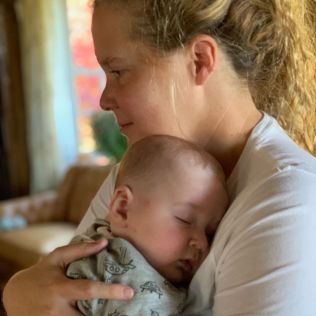 Amy Schumer o trudnym porodzie: wzruszający wpis