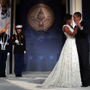 10 najpiękniejszych kreacji pierwszych dam na zaprzysiężeniu: Michelle Obama