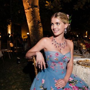 Kitty Spencer, bratanica księżnej Diany, wzięła bajkowy ślub w sukni od Dolce&Gabbana. Jej wybrankiem jest starszy o 32 lata milioner