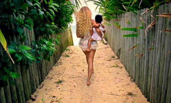 All-ONS_1677194-Beyonce_Knowles_Blue_Ivy