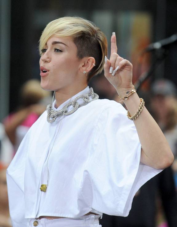 All-ONS_1632094-Miley_Cyrus
