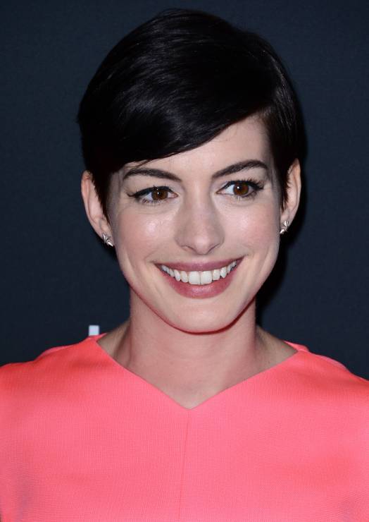 All-ONS_1639885-Anne_Hathaway