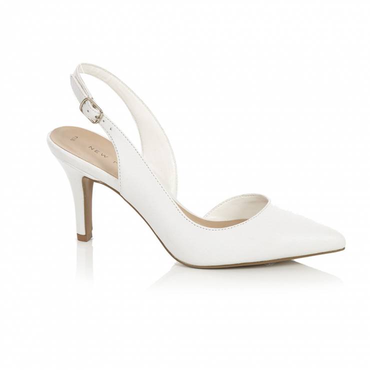 NEW_LOOK_SS14_WHITE_POINTED_COURTS_1799_2299