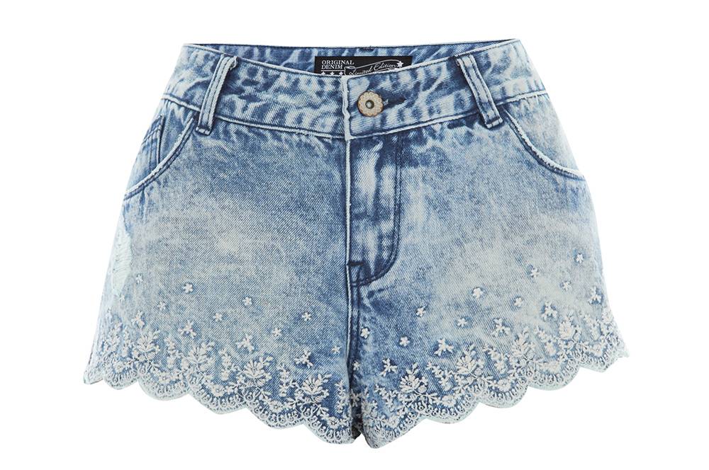 NEW_LOOK_SS14_EMBROIDED_DENIM_SHORT_2299_2999_01