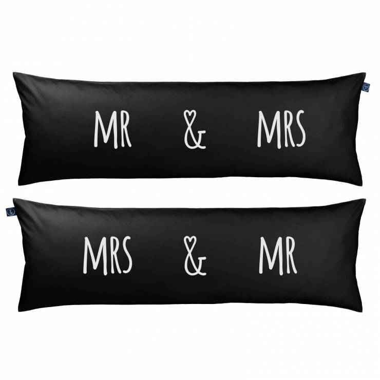 One-Pillow-MrMrs-Black