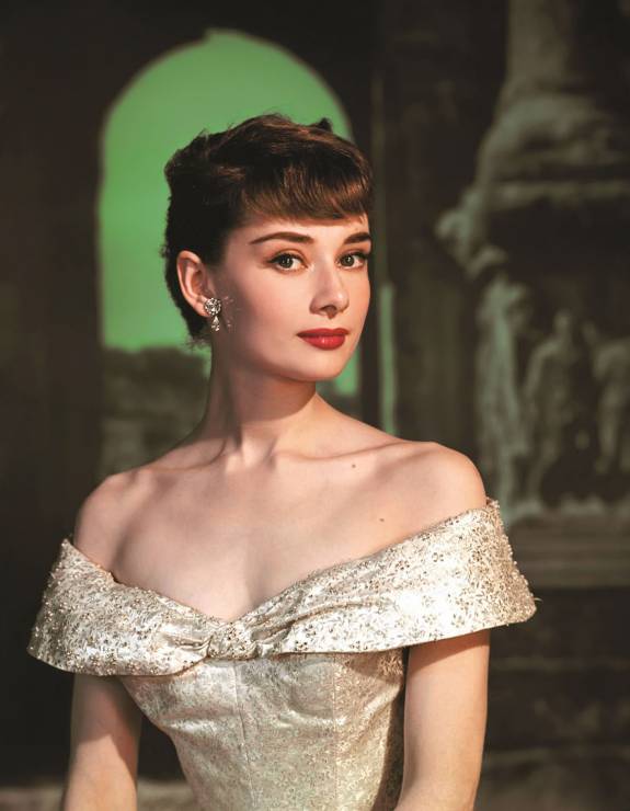hbz-audrey-hepburn-50s-roman-holiday-1953-courtesy-of-the-authors-collection
