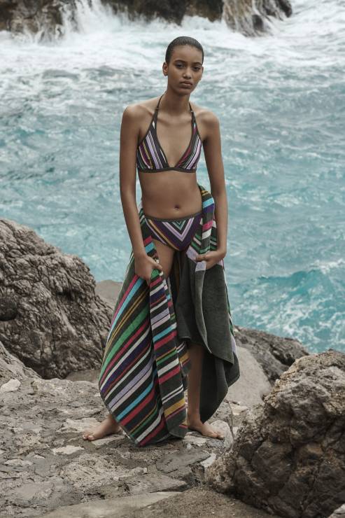 Kostiumy kąpielowe Zara na lato 2018