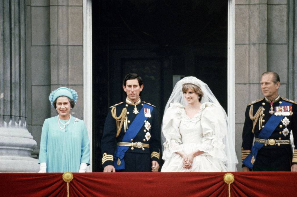 Ślub Diany i Karola, zdjęcie z królową Elżbietą i księciem Filipem