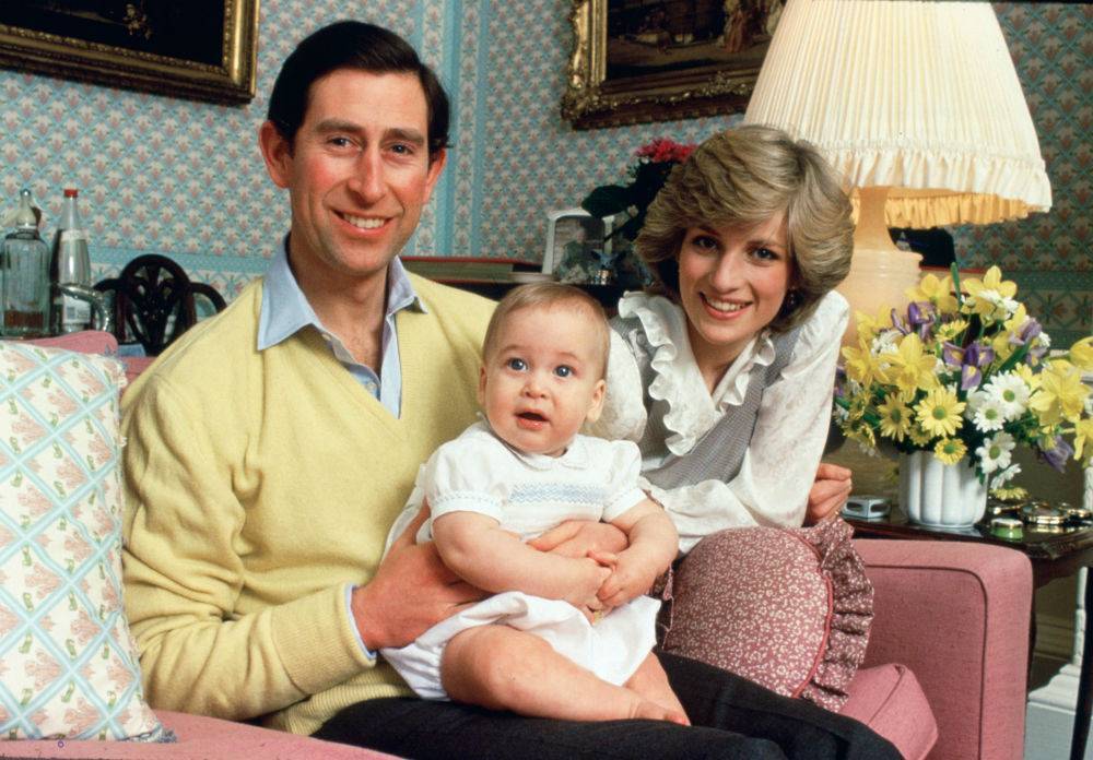 Diana i Karol z małym Williamem